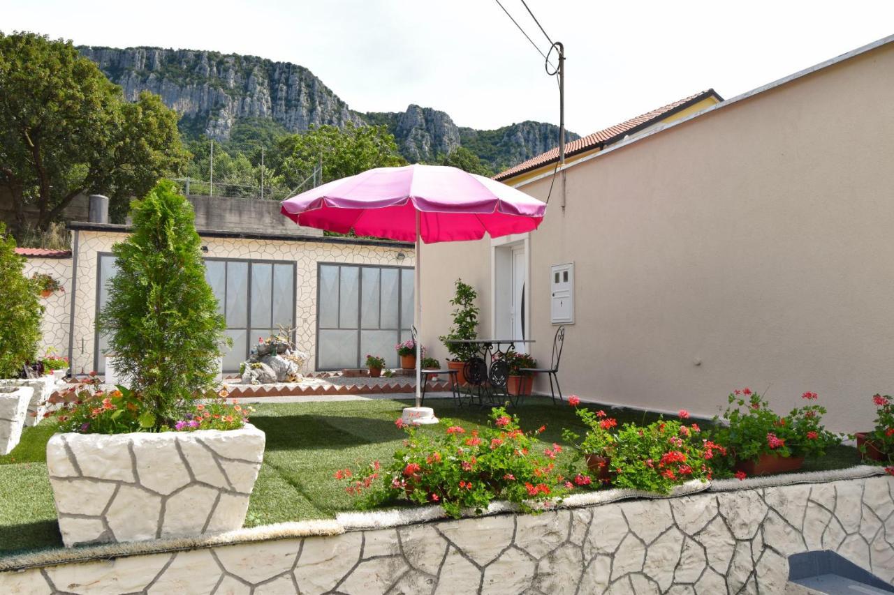 Vacation Home Vesna Bribir  Buitenkant foto